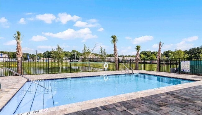 Building Photo - 526 Zinfandel Dr