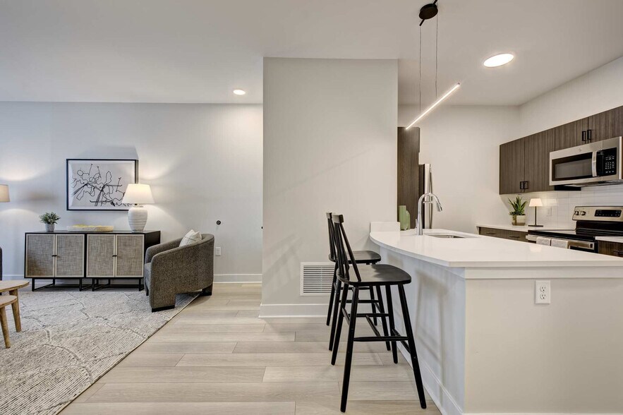 Tellus Bloom 20 Jerome Ave Bloomfield CT 06002 Apartment Finder