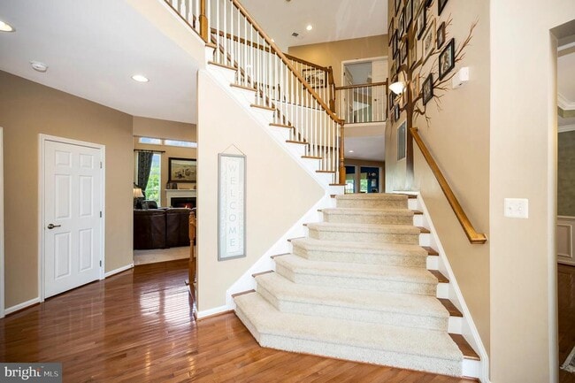Building Photo - 7519 Edington Dr
