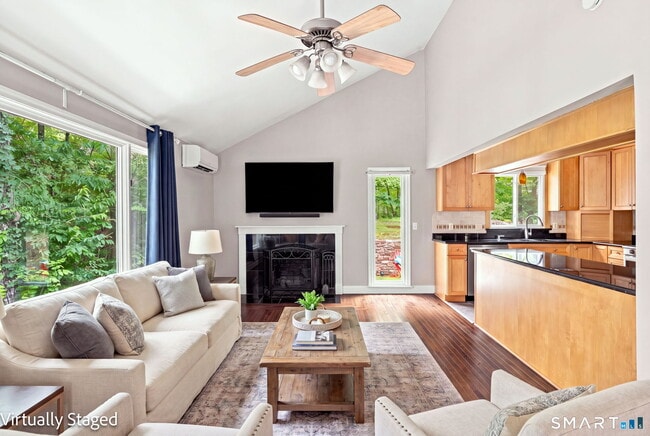 Building Photo - 40 Rockledge Dr