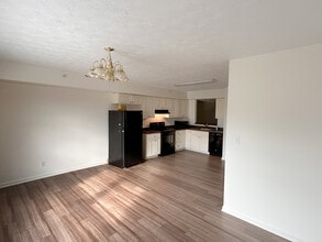 Building Photo - Chester Centre Apartments