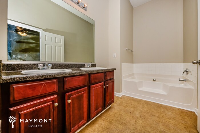 Building Photo - 1425 Denison Ct NE