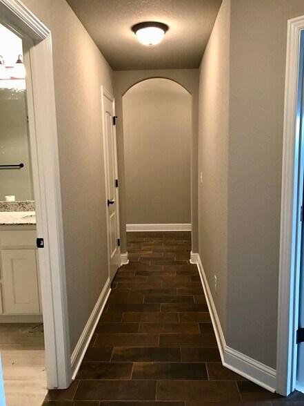 Building Photo - 3761 Barton Spring St