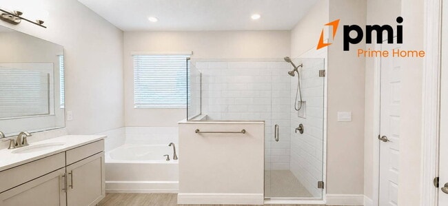 Building Photo - **Charming Upgraded 4-Bedroom Home for Rent in Waterleigh Community**