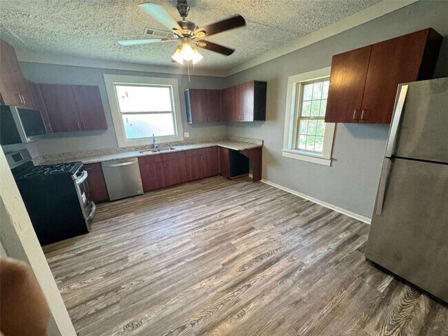 Building Photo - 74 M.L.K. Jr Dr