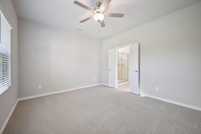 Building Photo - 1412 Bridgestone Dr