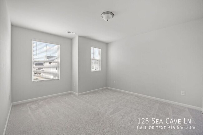 Building Photo - 125 Sea Cave Ln