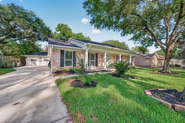 Building Photo - 1722 Shannon Valley Dr