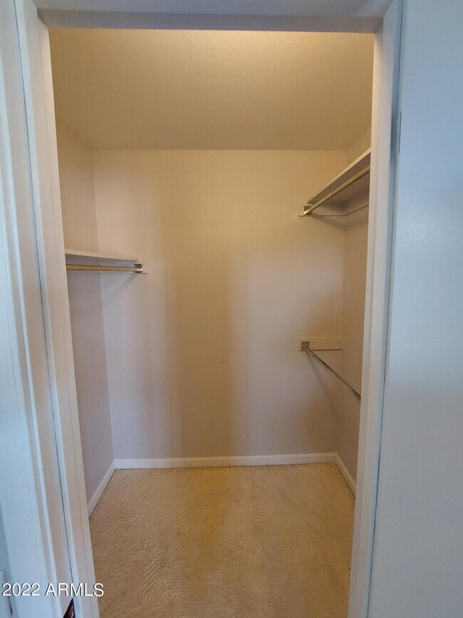 Building Photo - 13204 W Hyacinth Dr