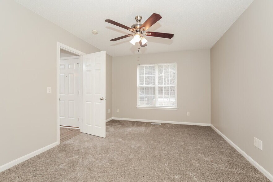 Building Photo - 306 Murraylane Rd