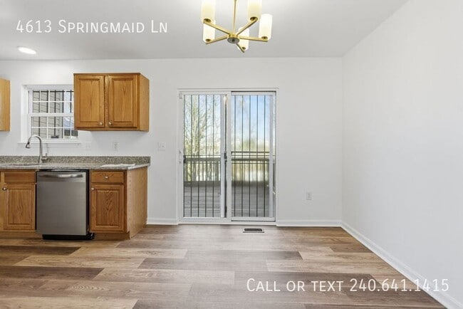Building Photo - 4613 Springmaid Ln