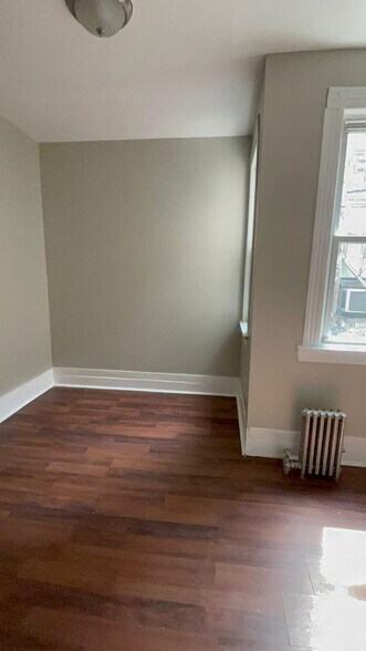 Building Photo - 18 Atlantic St