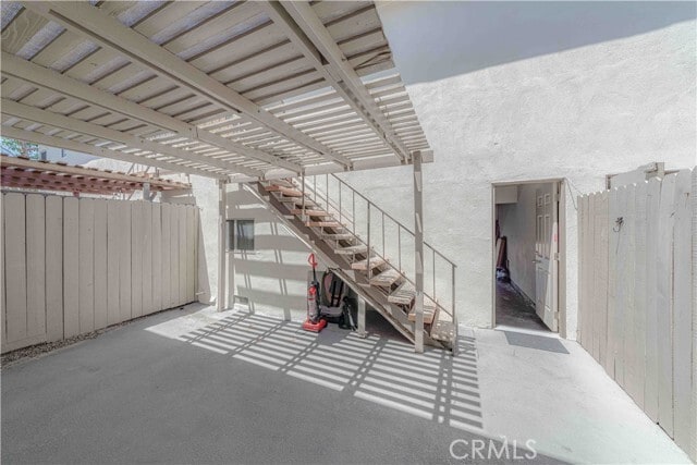 Building Photo - 17460 Euclid St