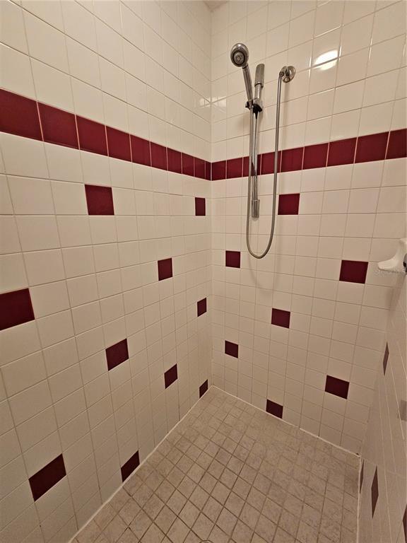 Building Photo - 16309 Fairford Palms Ct