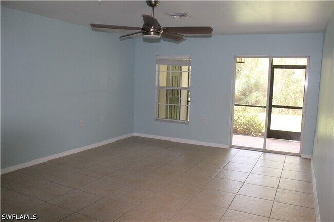 Building Photo - 9076 Gervais Cir