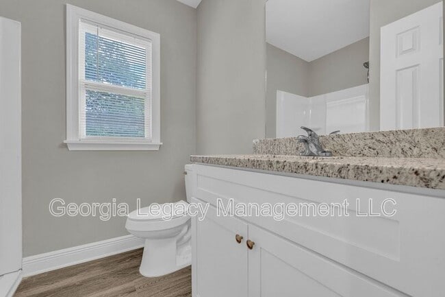 Building Photo - 21 Andrews Ct