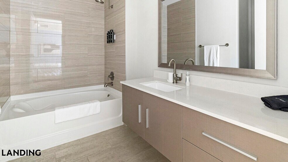 Building Photo - 1414 Wood Hollow Dr