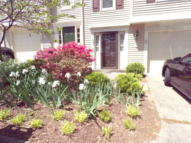 Primary Photo - Two Primary Suite Townhouse