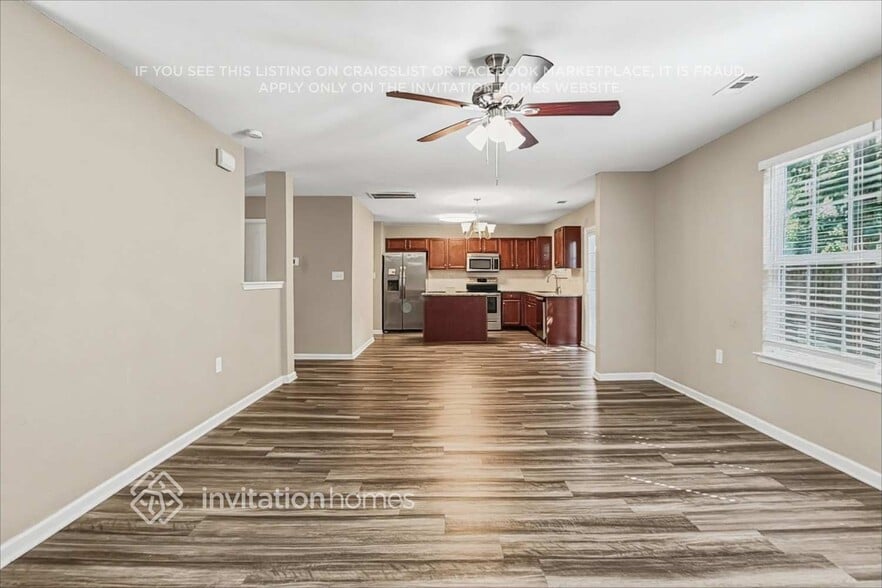 Building Photo - 4924 Broad Leaf Ct