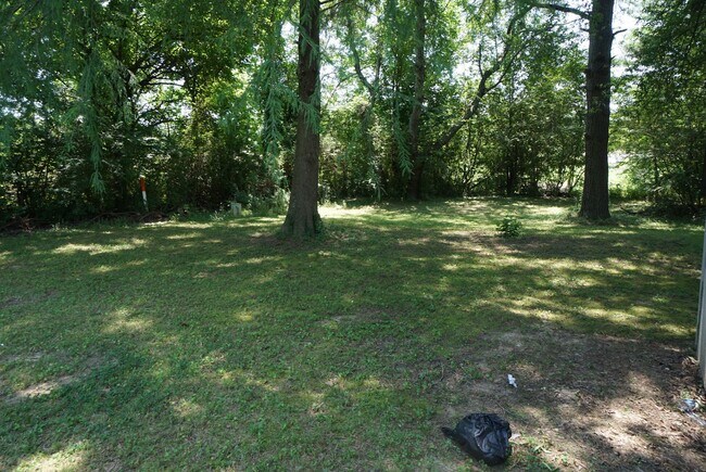 Building Photo - Nice 3 bed 1.5 Bath house, total electric