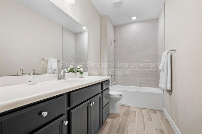 Building Photo - 10165 Roman Ln