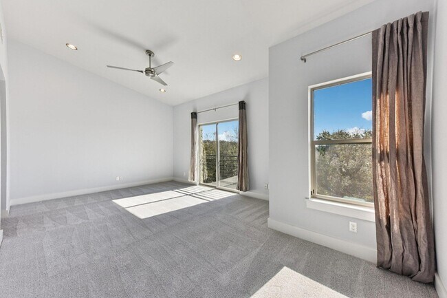 Building Photo - 8110 Ranch to Market Rd 2222