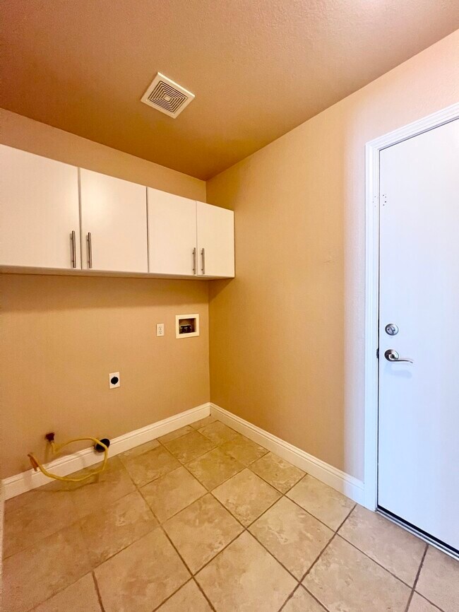 Building Photo - Beautiful 3bd/2ba Home in Rocklin!