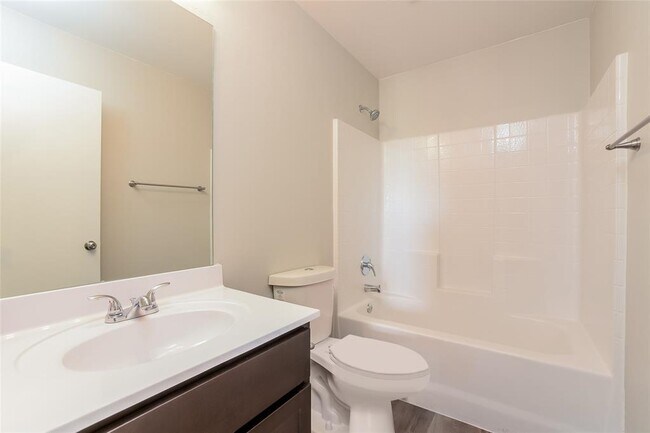 Building Photo - 5713 Gadwall Rd