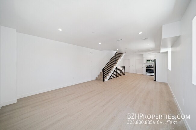 Building Photo - 5653 Case Ave