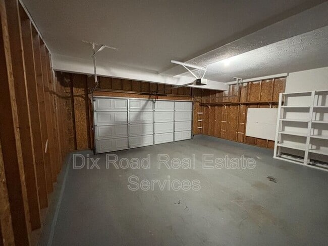 Building Photo - 17 Ambergreen Ct