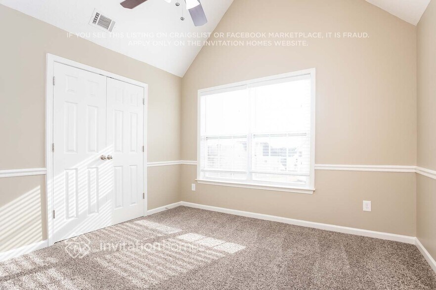 Building Photo - 4010 Shaded Oasis Ln