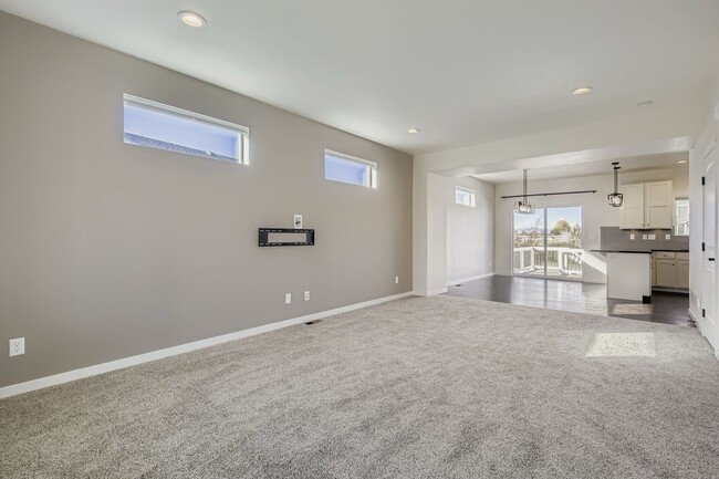 Building Photo - 464 Wind River Dr