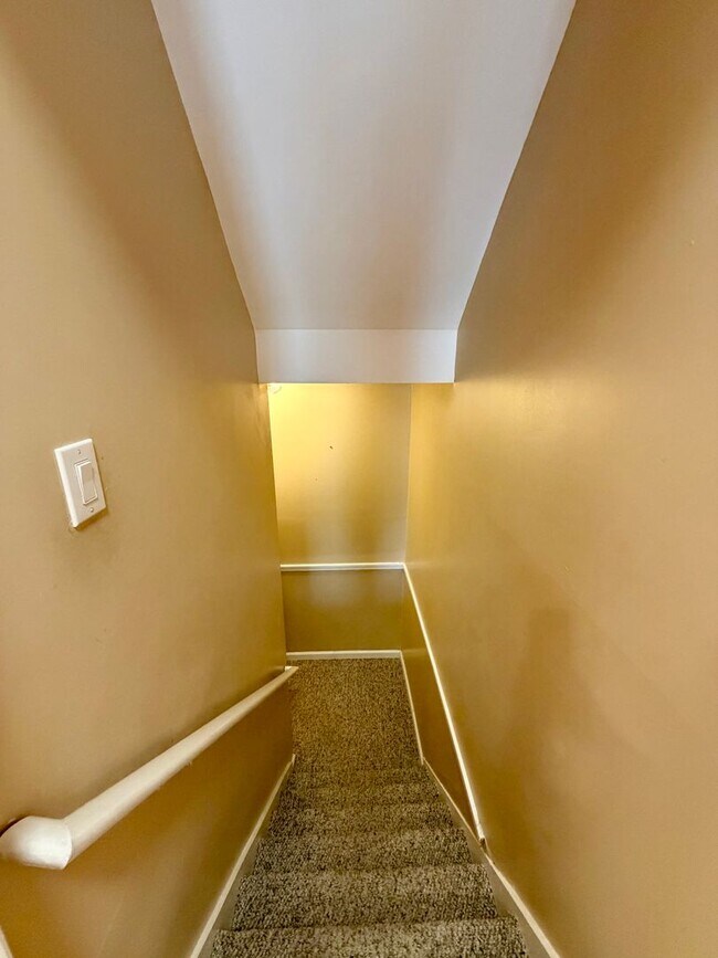 Building Photo - Stunning 5BR Retreat in Gated Village at Telfair