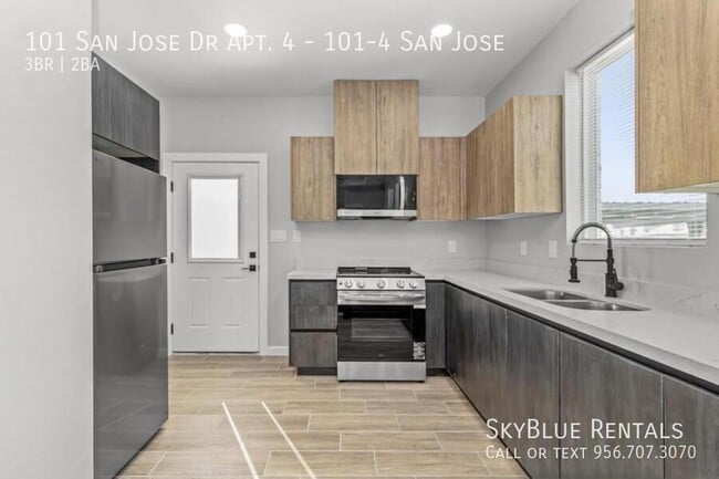 Building Photo - 101 San Jose Dr