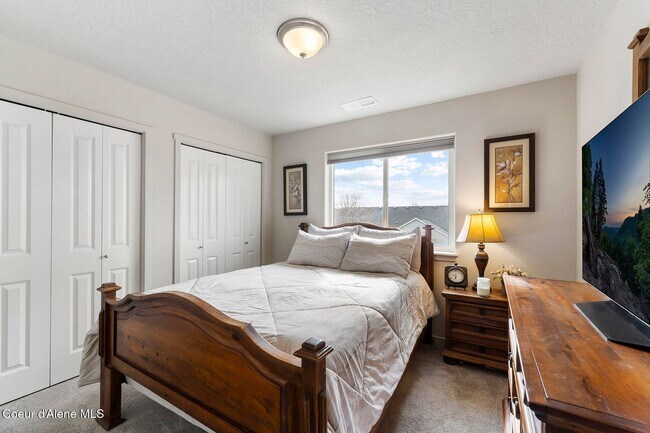 Building Photo - Spacious 4BR + Loft Home in Desirable North Place Community — Post Falls