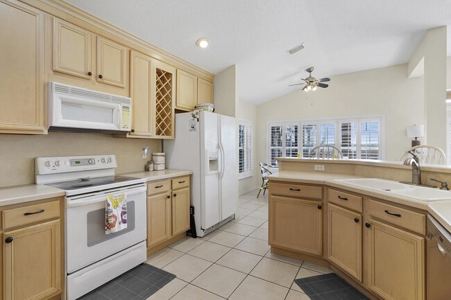 Building Photo - 338 S Ocean Trace Rd