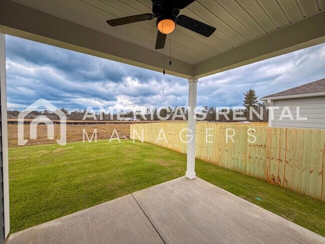 Building Photo - Modern Single Level Living in Doss Ferry - Available NOW!