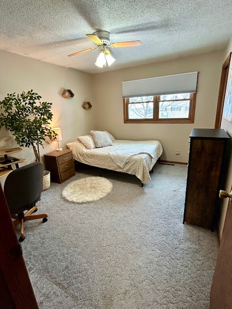 Building Photo - 2828 Saturn Ave