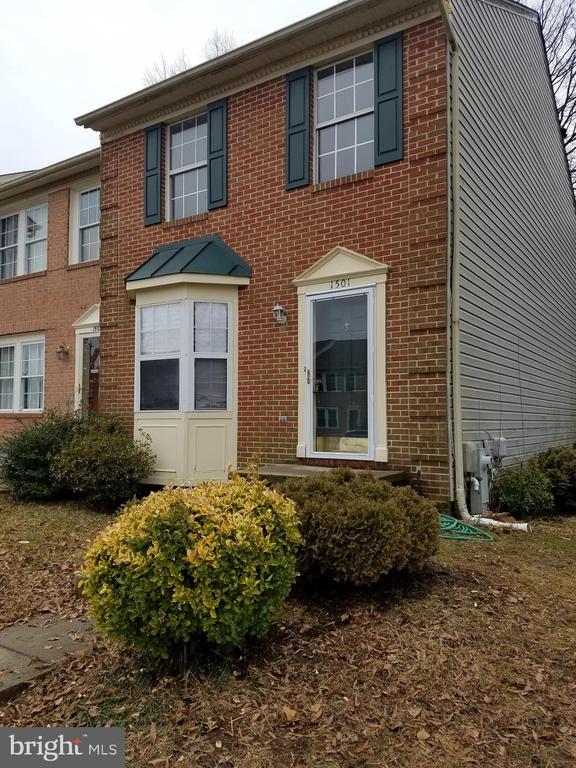 Building Photo - 1501 St Christopher Ct