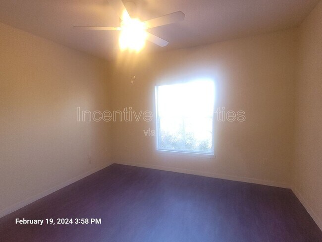 Building Photo - 6071 Westgate Dr