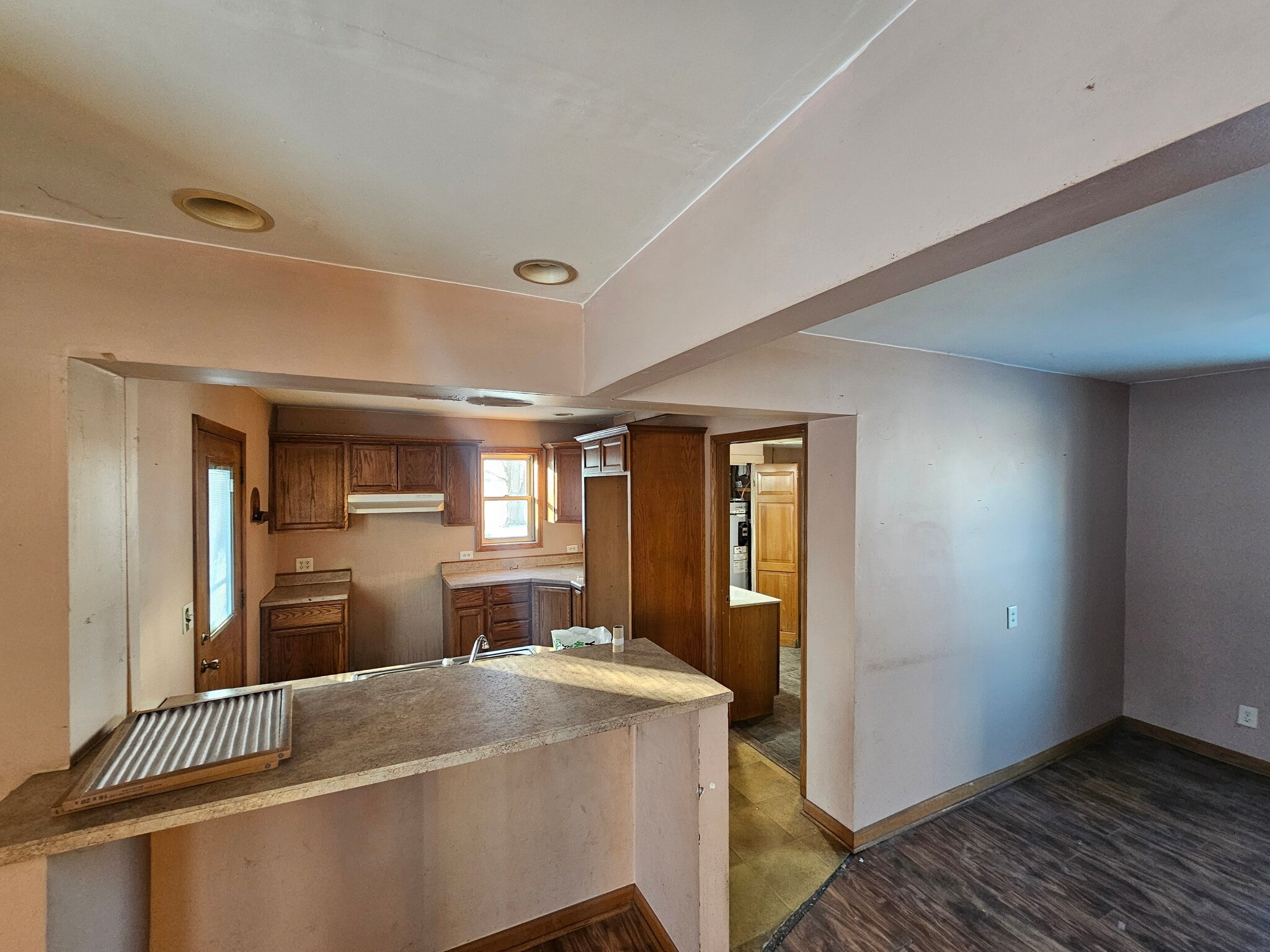 Building Photo - 314 Lincoln St