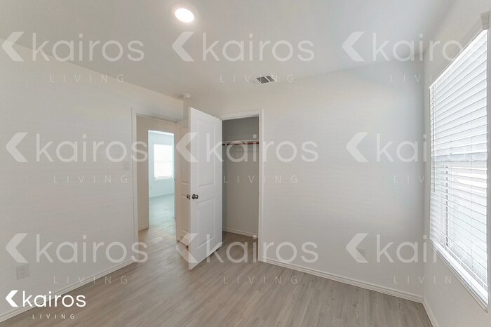 Building Photo - 14303 Estuary Pl