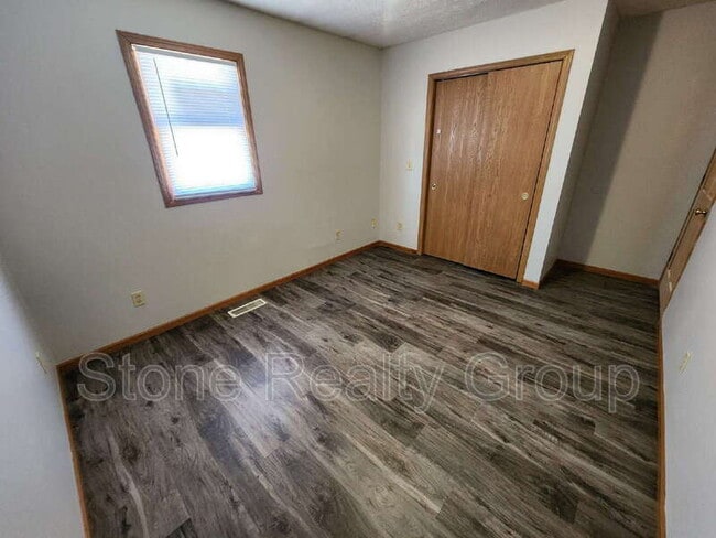 Building Photo - 700 S 7th St