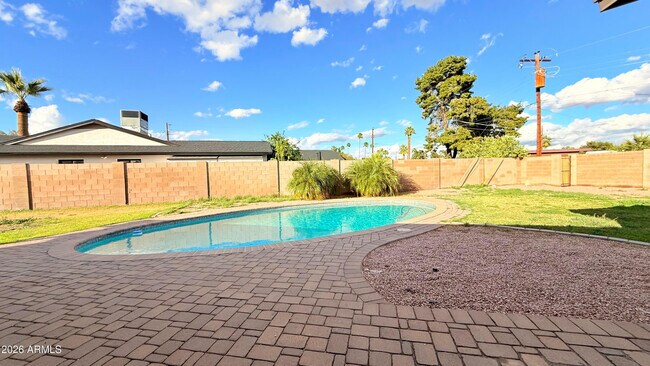 Building Photo - 3919 N 85th St