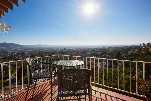Building Photo - 1234 E Tujunga Ave