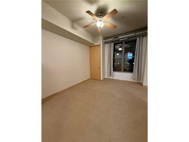 Building Photo - 3640 Wooddale Ave S