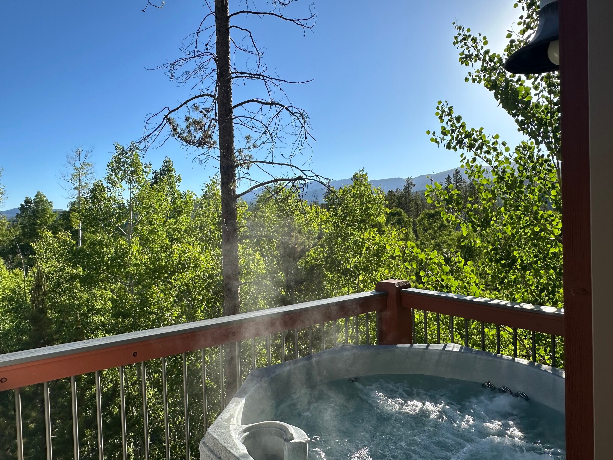 Building Photo - 424 Wolf Park Ln