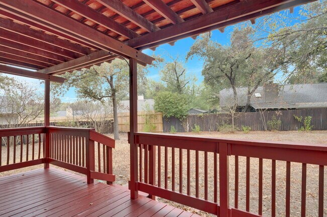 Building Photo - 1706 Pheasant Roost