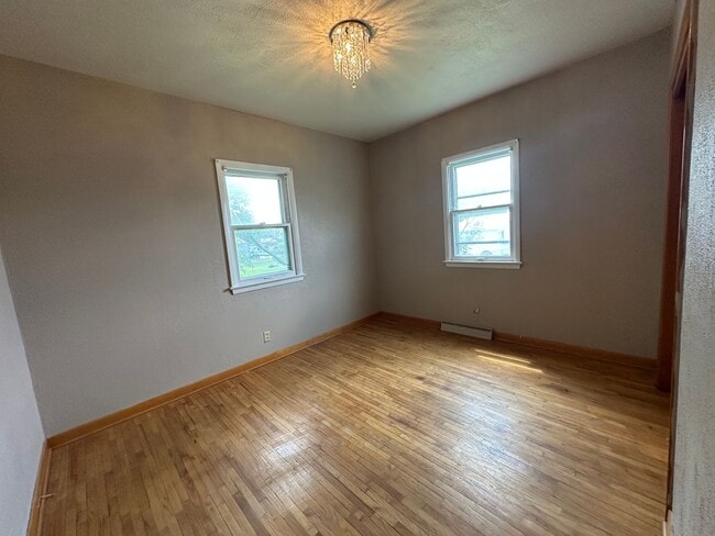 Building Photo - 3 Bedroom 2 bath house in Rockwell City $925