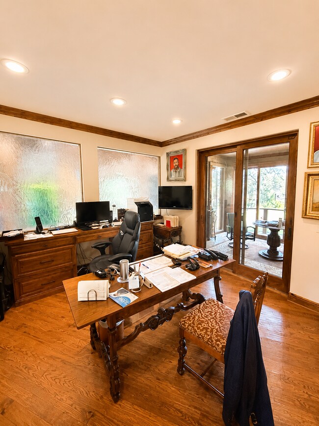Building Photo - Golf Course Property Located on the 13Th Green